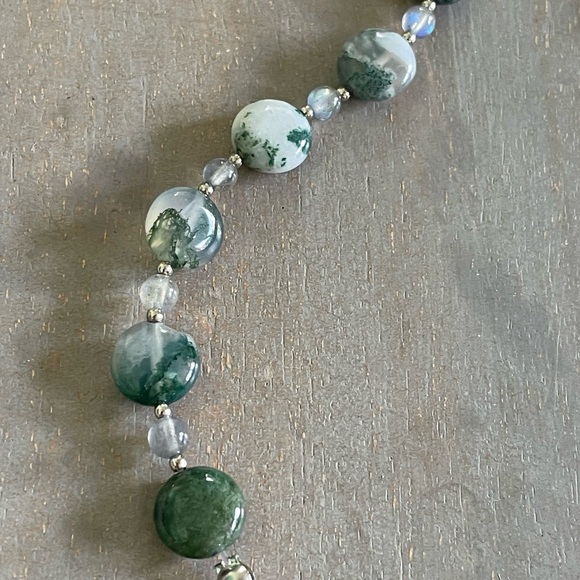 Green Moss Agate Toggle Bracelet - Picture 4 of 5